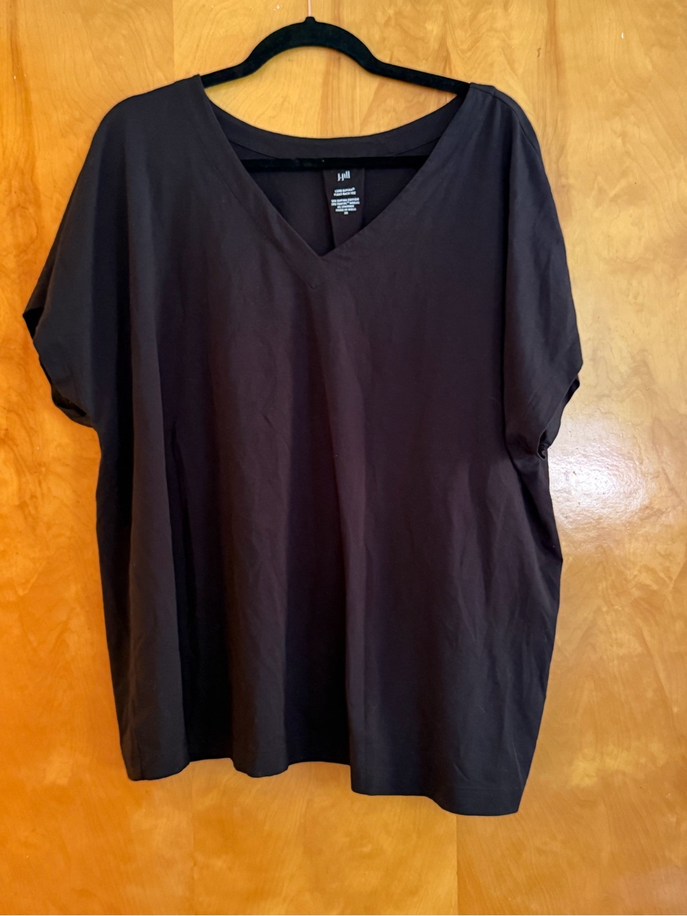 J Jill Luxe Supima Pleat Back V- Neck Cotton Tee